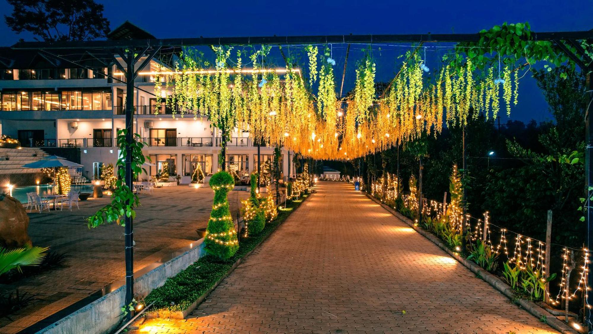 Hotel The Grand Retreat - Chikmagalūr Exterior foto